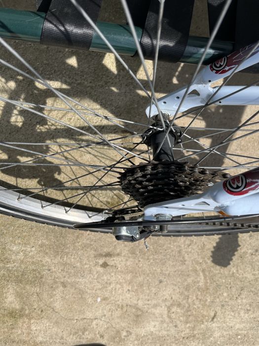 Bicicleta decatlon triban 28”