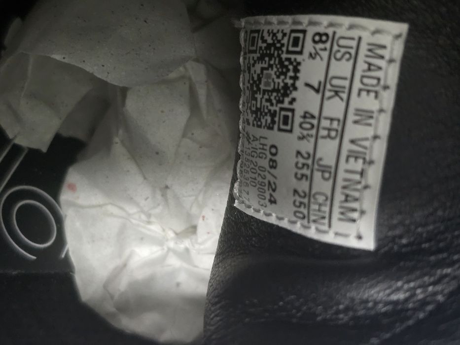 Продам Adidas samba LT W