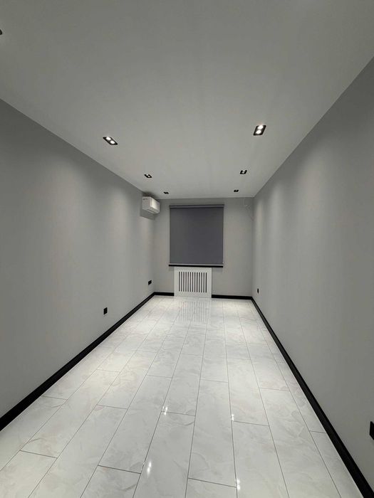 Сдаётся коммерция 87 м² на 1-й линии с евроремонтом — Лабзак, ул. Абая