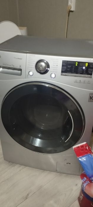 Продам стиральную машину