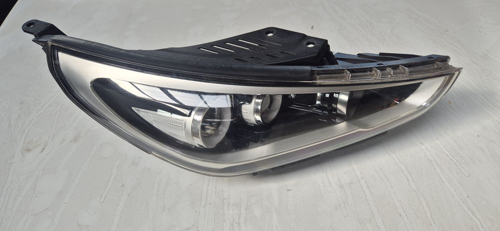 Far dreapta LED 92102- G4100 hyundai i30 PDE 2017 2018 an 2019 2020