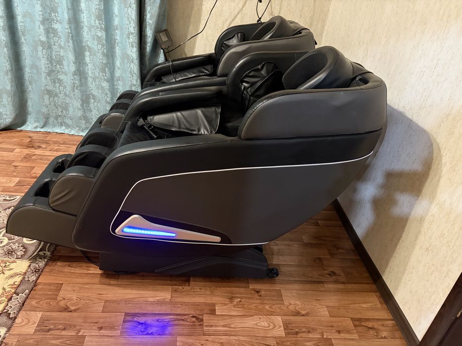 Массажное кресло YUTU 502-R Zero Gravity Bluetooth