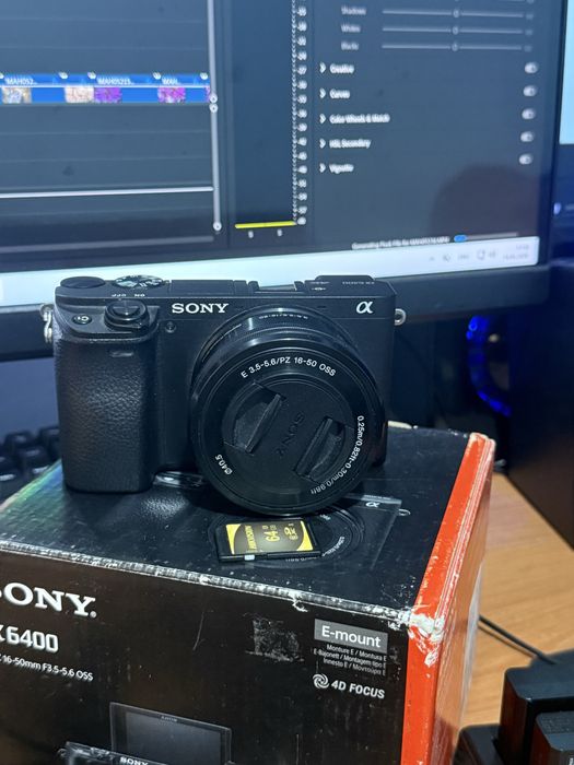 Sony a6400.