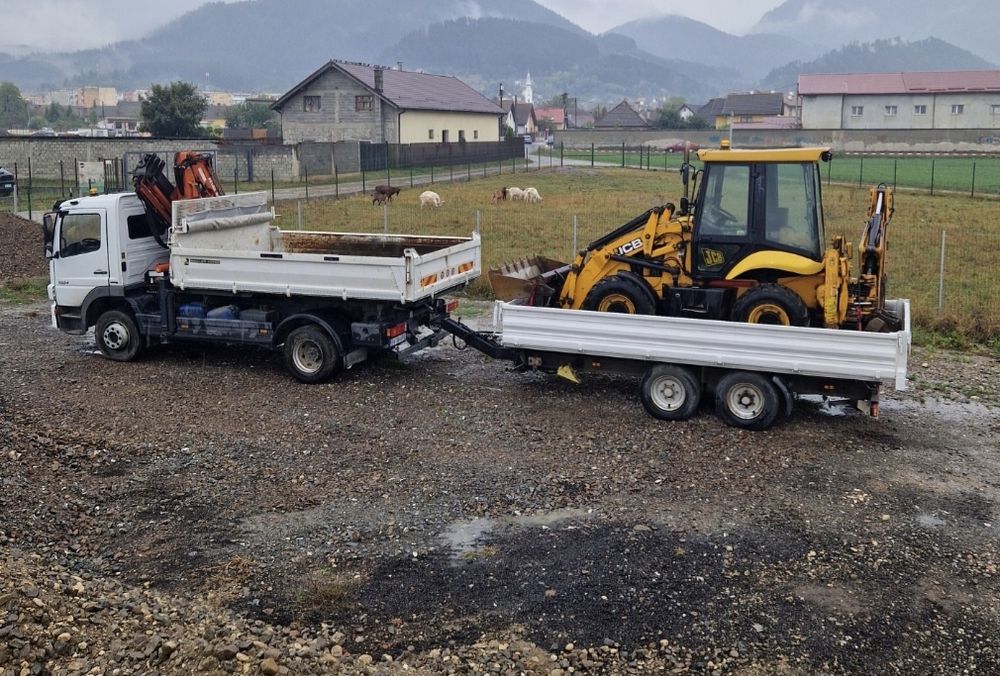 Închiriez buldoexcavator