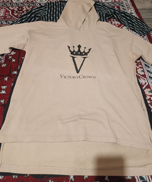 Кофта спортивная женская