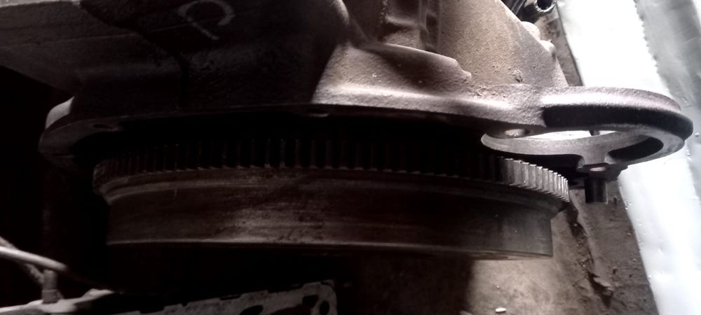 Продаю на машину