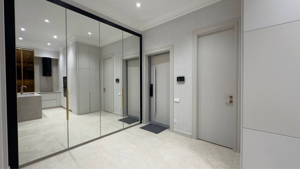 Продается Mirabad Avenue 2 ком дорогой ремонт Госпитальный Мирабад