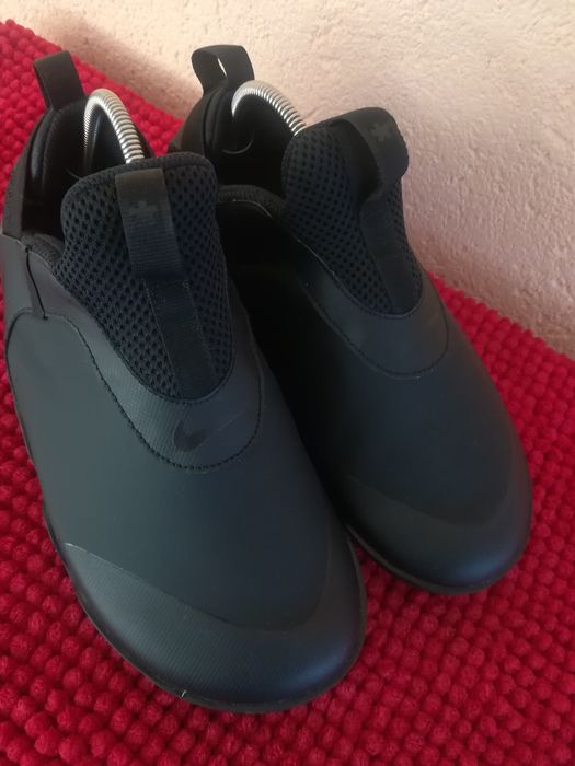 Adidași Nike nr 42 ușori și lati bărbați