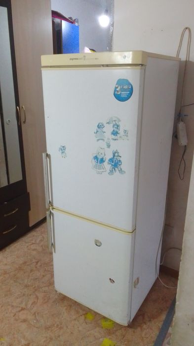 Продам холодильник