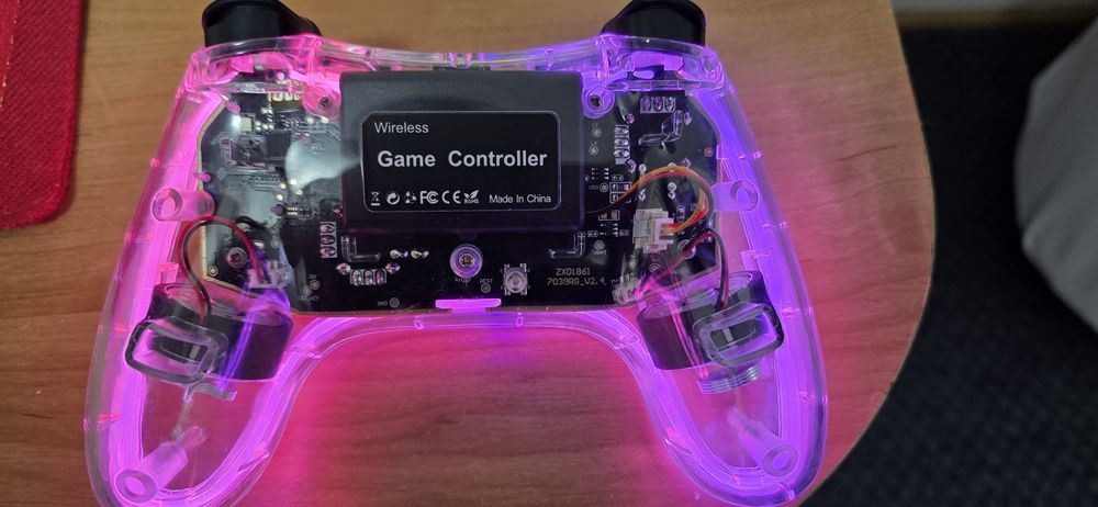 Controller Deltaco Gaming pentru Nitendo Switch,RGB Transparent.