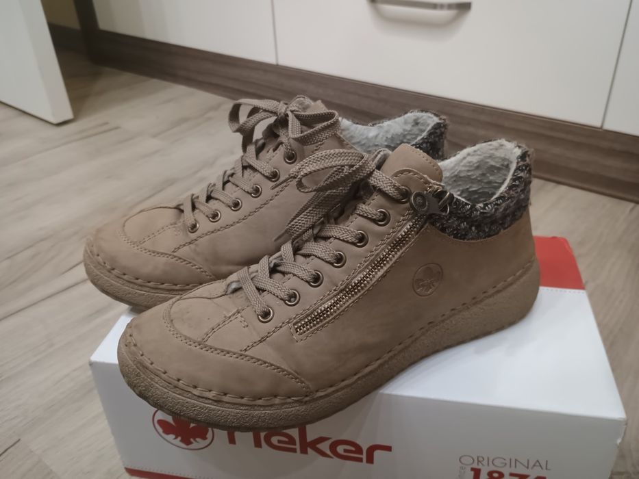 Дамски зимни обувки Rieker