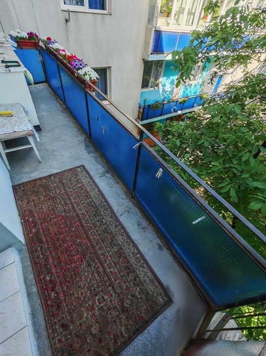 Apartament ultracentral Decebal, parcare,   2 balcoane, caramida, izolat