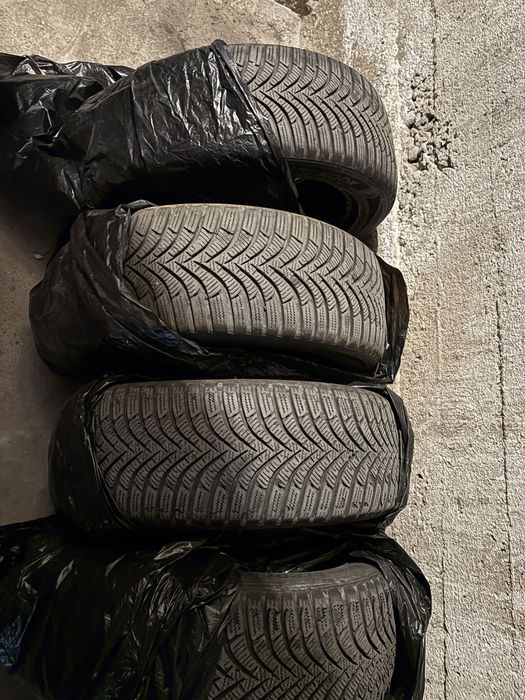 Hankook зимни гуми 195/55/16