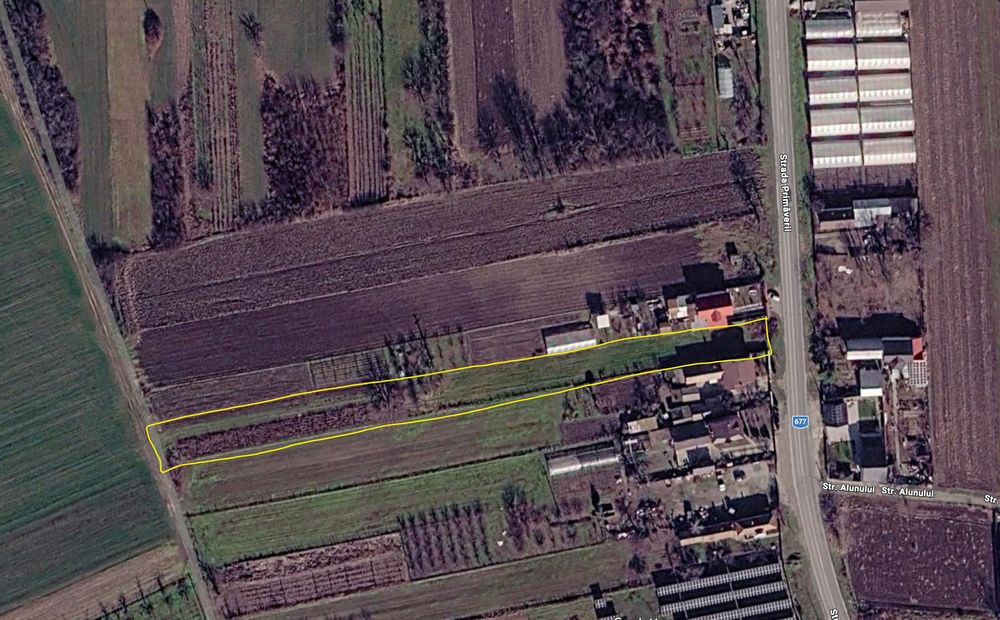 TEREN INTRAVILAN 2.800 MP, Stradal, la 5 minute de Slatina, liber