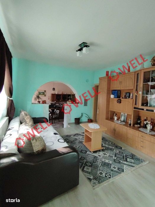 Casă de vânzare în Bixad!