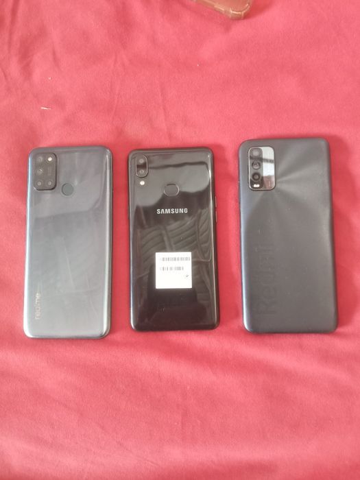 Продаю Samsung duos