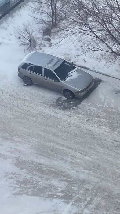 Продам ниссан альемру