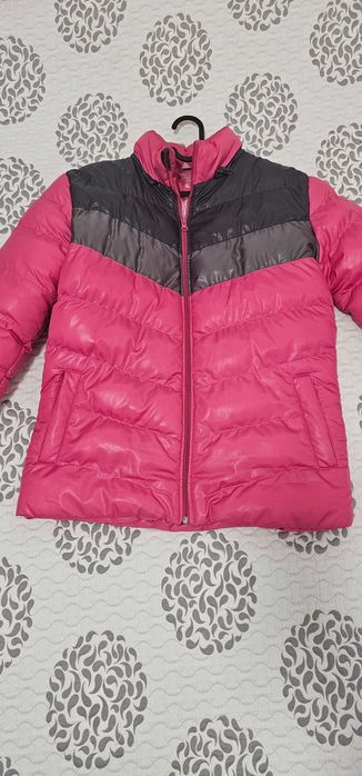 Розово зимно яке
