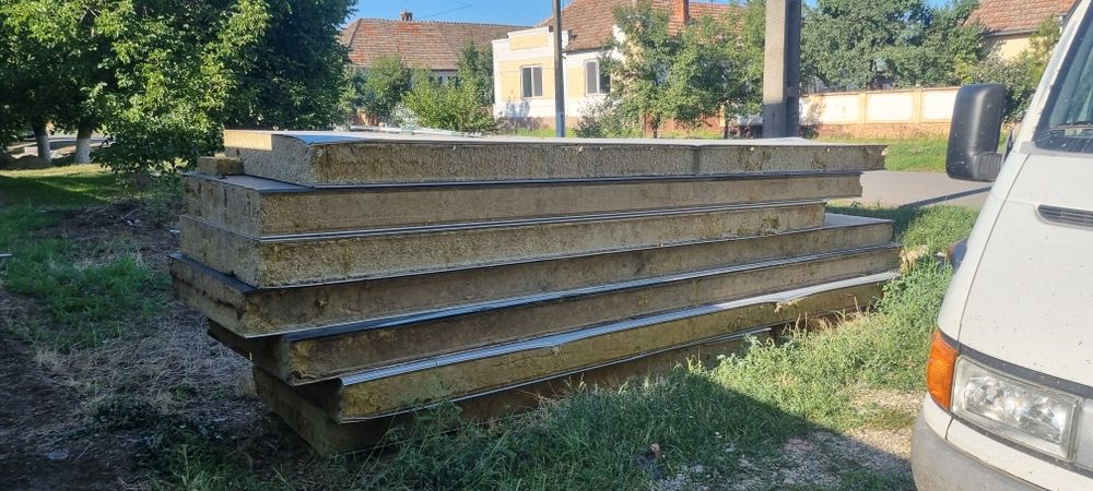 Panouri Sandwich de 20 vata bazaltica