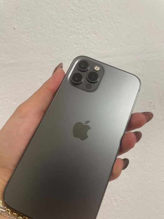 iPhone 12 Pro 180€