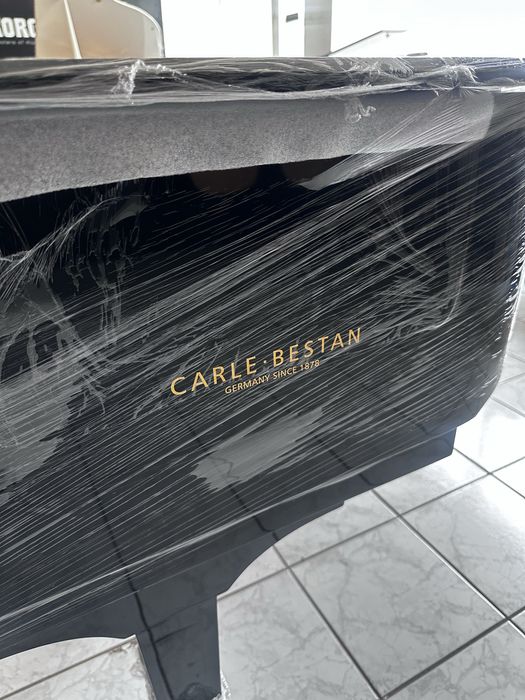 рояль Carle Bestan
