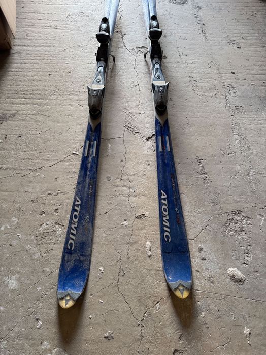 Skiuri Atomic 9.18