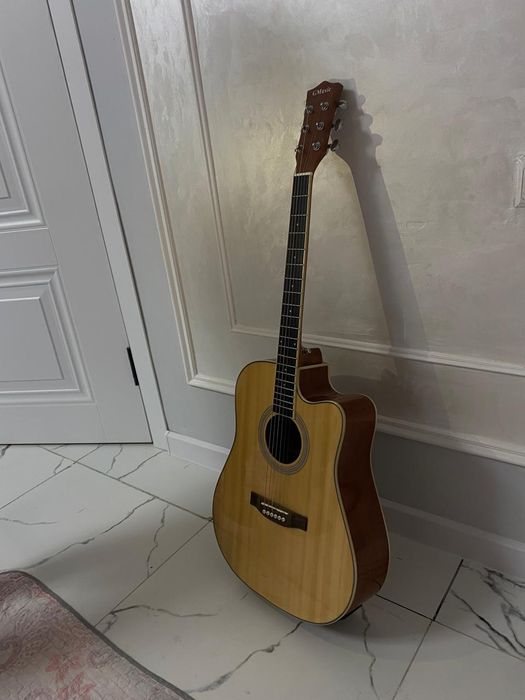 Электро-акустический гитара