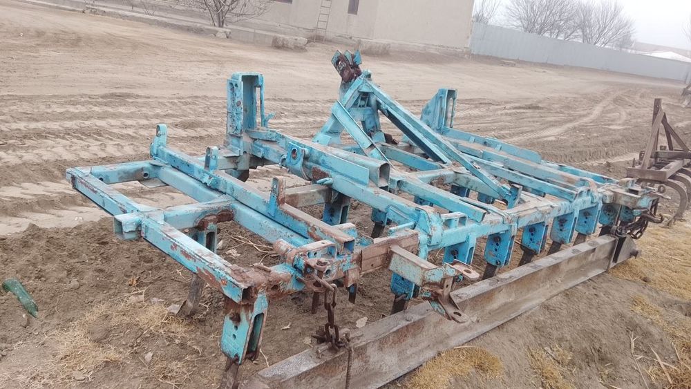 PUMA traktor sotiladi