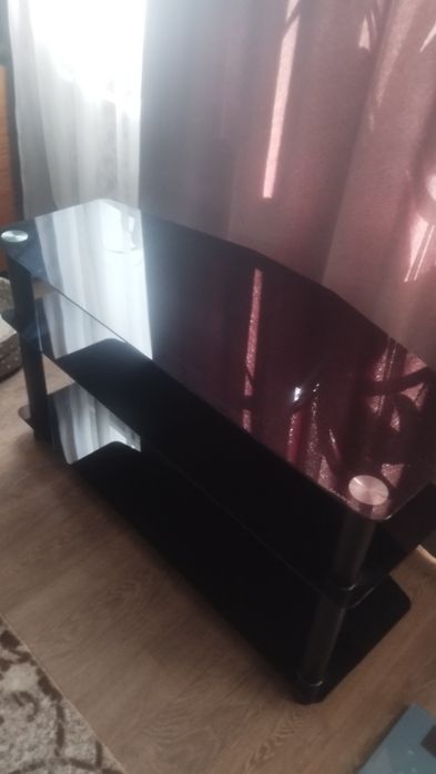 Столик стеклянный