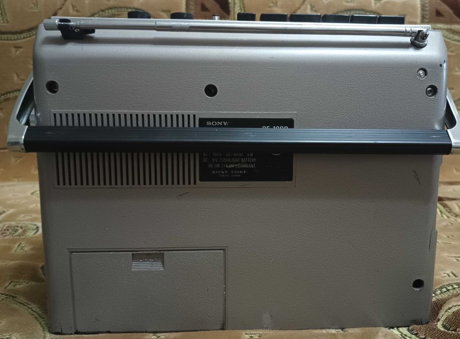 Sony.  CF - 1600