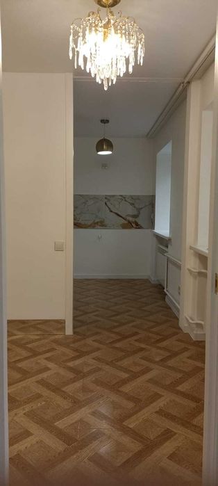 Продам 3х, Тохтарова,47