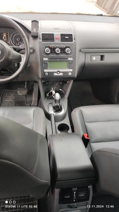 VW TOURAN 2.0 TDI-  DSG  201дсде3334г. На части