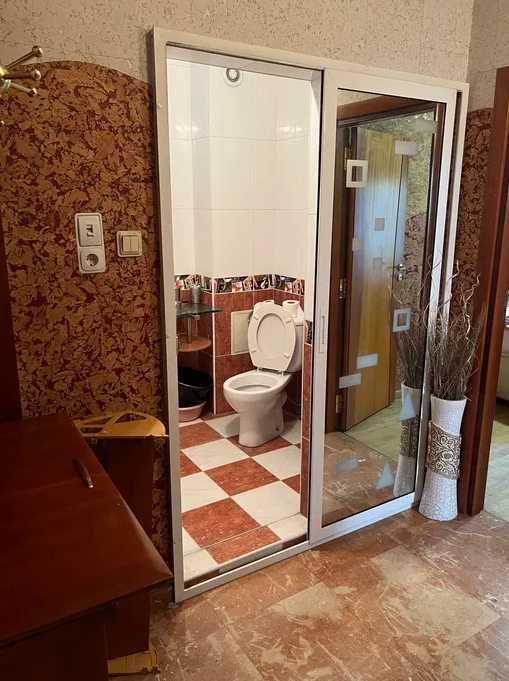 Дава се под наем Тристаен апартамент в Пловдив, Център - 120 кв.м за 475 € - Снимка #5