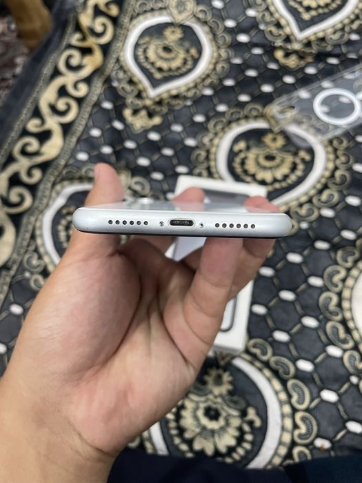 Iphone Xr 64gb.