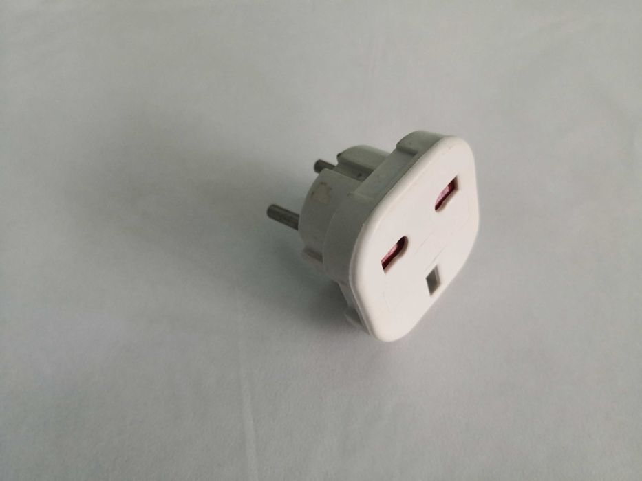 Зарядно за Nokia C5 + адаптер за ел. контакт стандарт UK