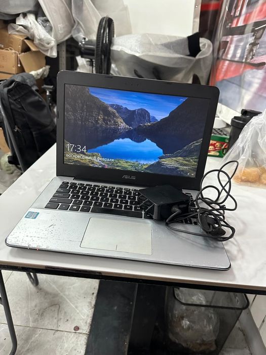 Ноутбук ASUS срочно