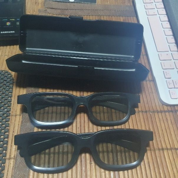 Ochelari 3D realitate virtuala compatibili cu mai multe TV + toc cutie