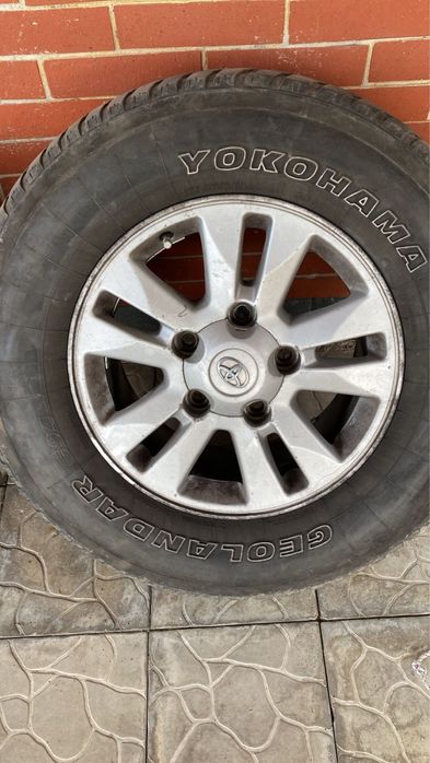 Резина с дисками на Land Cruiser 200/100