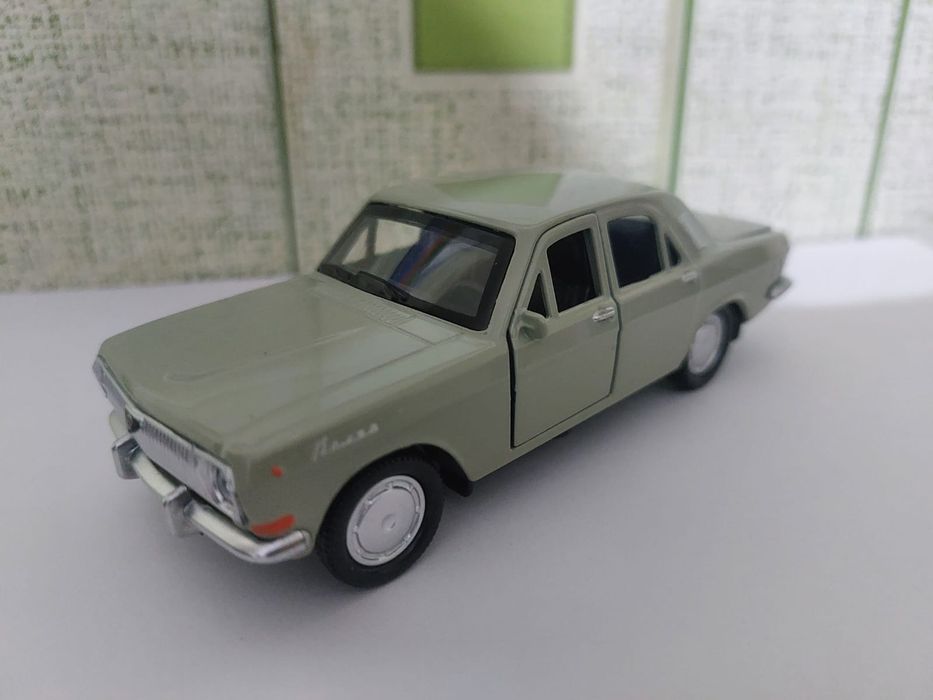 Моделька  Газ  24 Волга