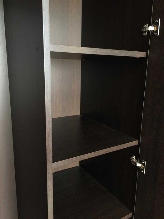 Большой шкаф спальный