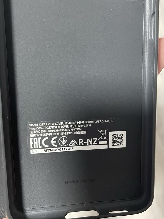 Продаю чехол на samsung s21