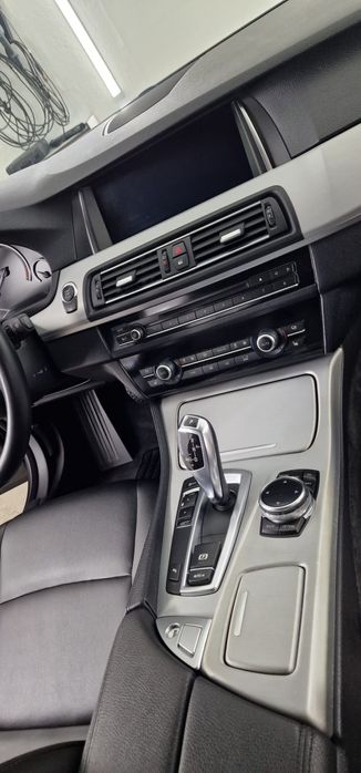 Vand BMW F10 an 2014 in stare ireprosabila, cu istoric verificabil.