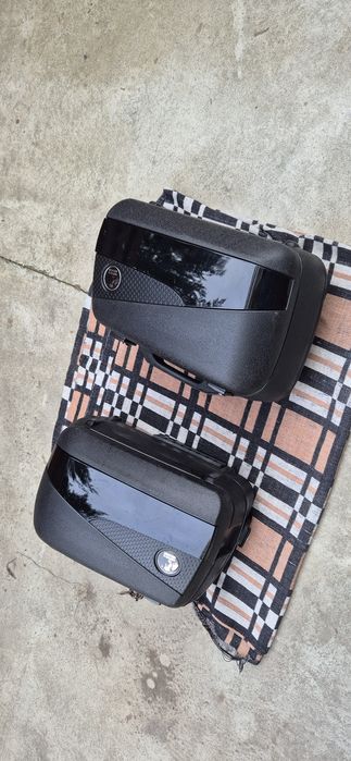 Vând cutii laterale MOTO Suzuki Bandit GSF 1250/650 - 2007/2011