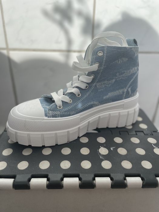 Teneși sport casual