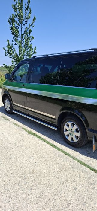 Volkswagen Multivan 2007 diesel, 11.320 € — imagine 2