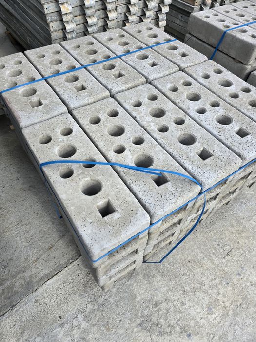 Основи бетонови и PVC за огради