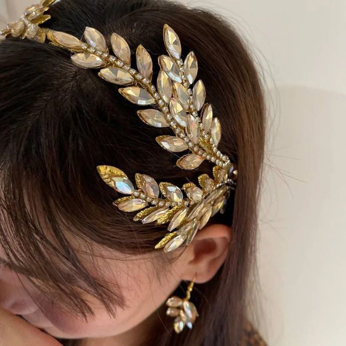 Tillaqosh, julyetta, Diadema, karona, abadok,dóppi, sarpa set