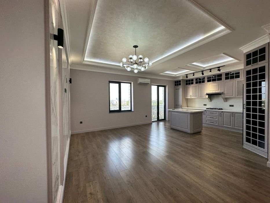 Labzak Продается 3 комнатная квартира ремонт ул.Лабзак/Нурафшон