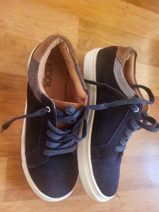 Страхотни велурени кецове