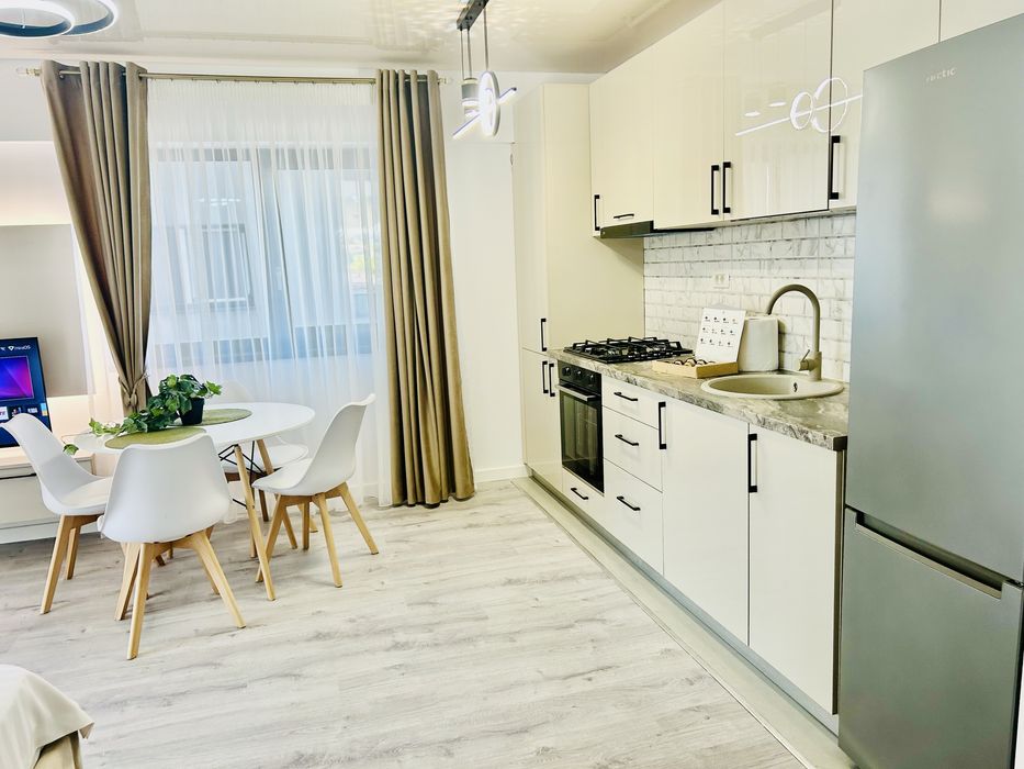 Adamant Towers- Regim Hotelier